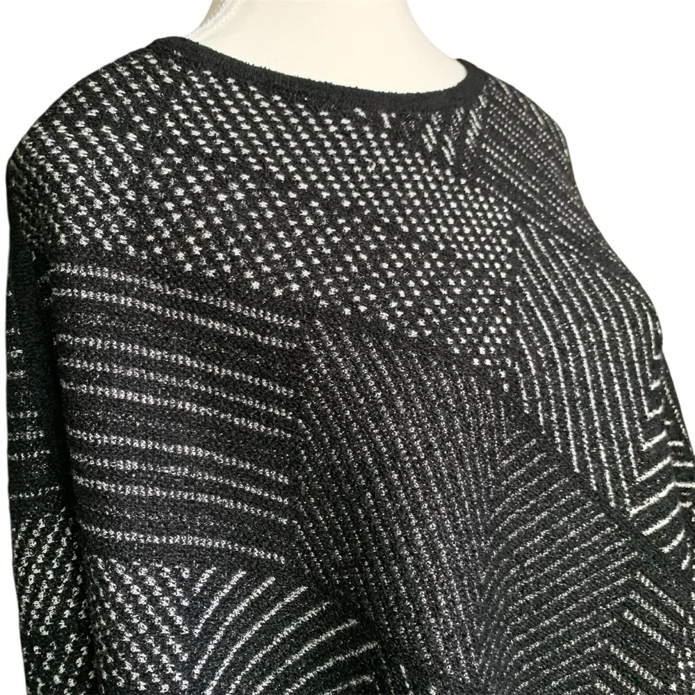 Chico’s Black White Metallic Geometric Boho Poncho Sweater Women’s Sz L/XL